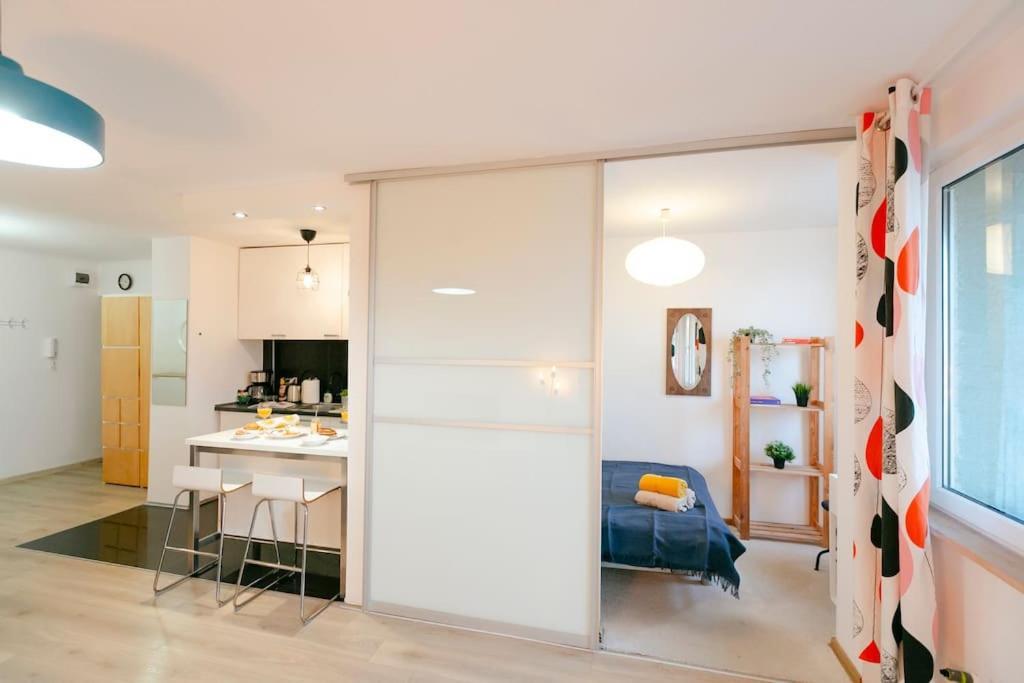 Wawaview! Studio With An Amazing View! Powisle. Warszawa Exteriör bild
